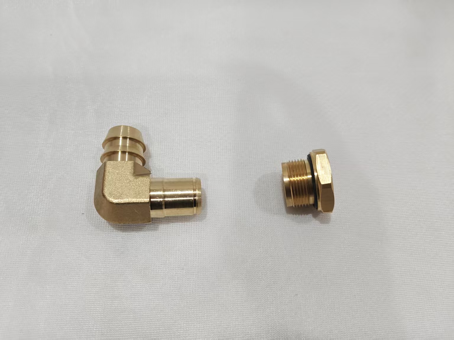 【テレビで話題】 Hose Steering 21349444 Nipple Truck|Connector Volvo for ドラゴンボールカード